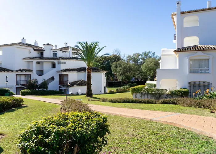 Costa Lux Elviria 아파트 마르베야